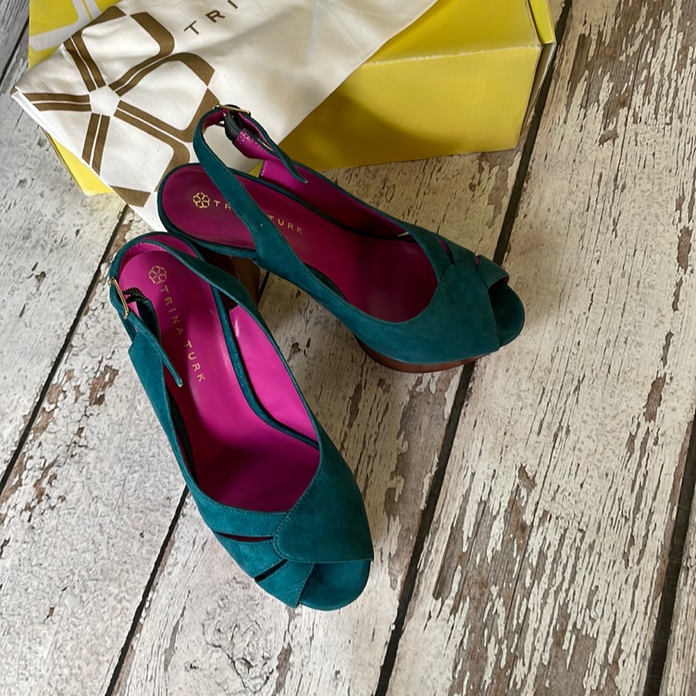 Trina Turk Joni Platform Heel - Sz 7